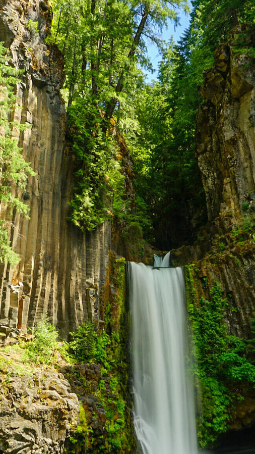 Waterfall over basalt columns in Northern Arizona